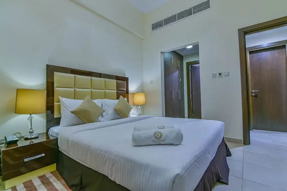 VISTA HOTEL APARTMENTS DELUXE