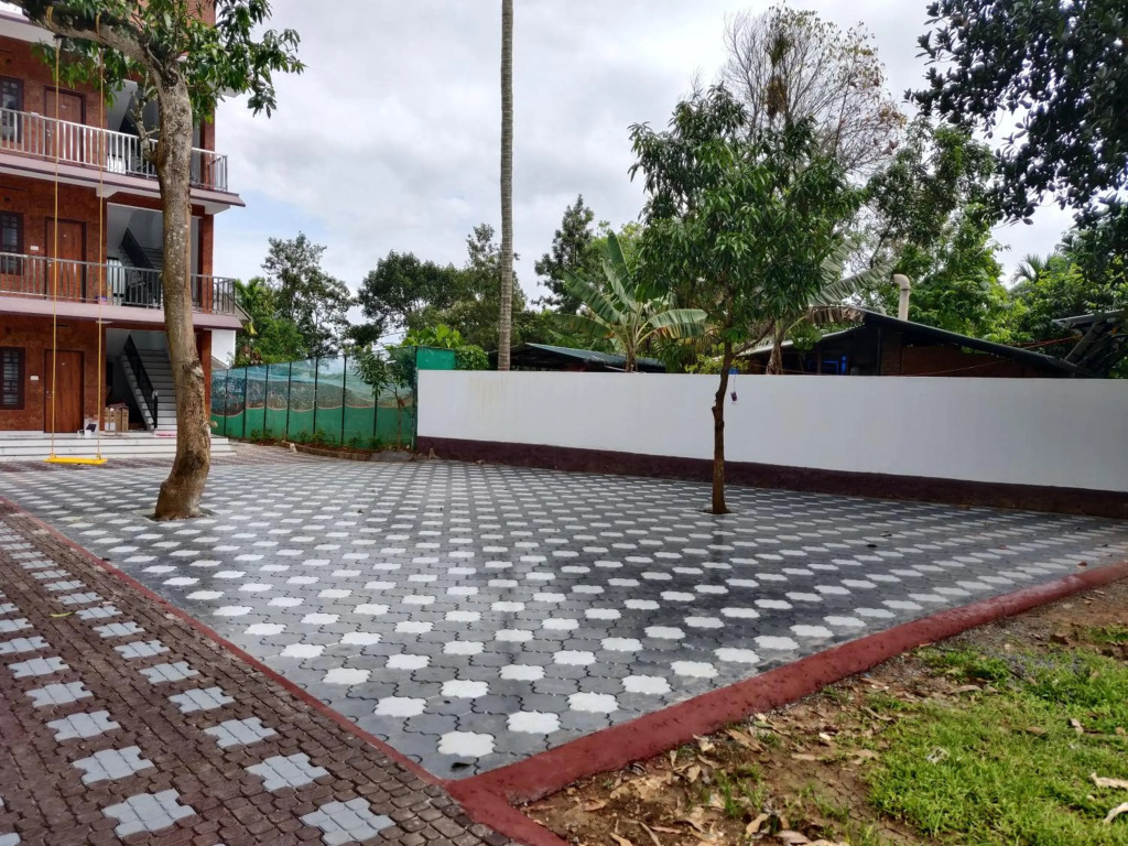 DOLPHIN ENCLAVE SERVICE STUDIO APARTMENTS
