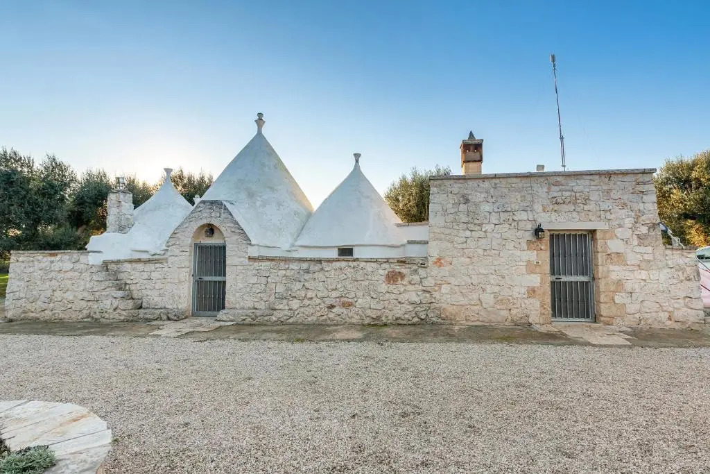 Trullo Delle Ginestre Private Pool - Happy Rentals
