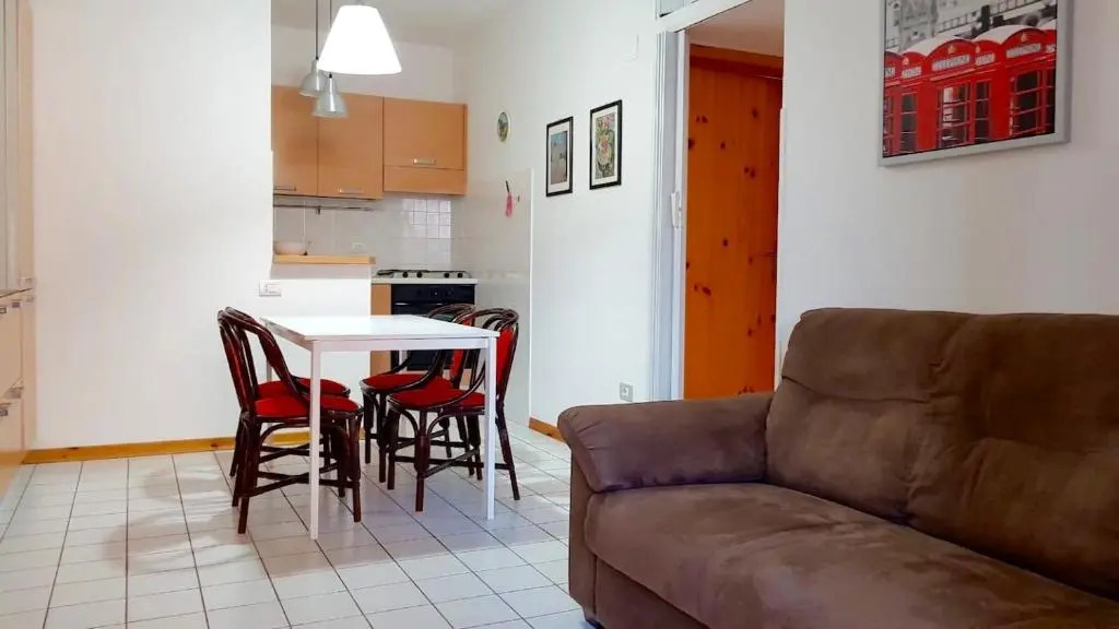 M219 - Marcelli, Trilocale Con Terrazzo a 150mt Dal Mare