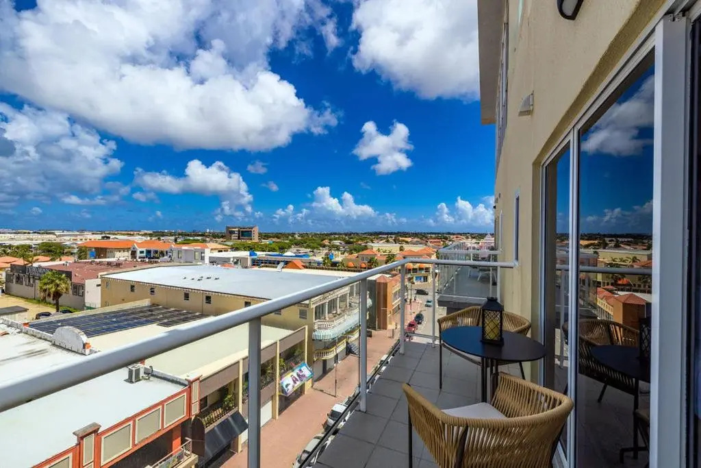 HH-2BStd614 - All shades of Blue OCEANFRONT luxury condo,