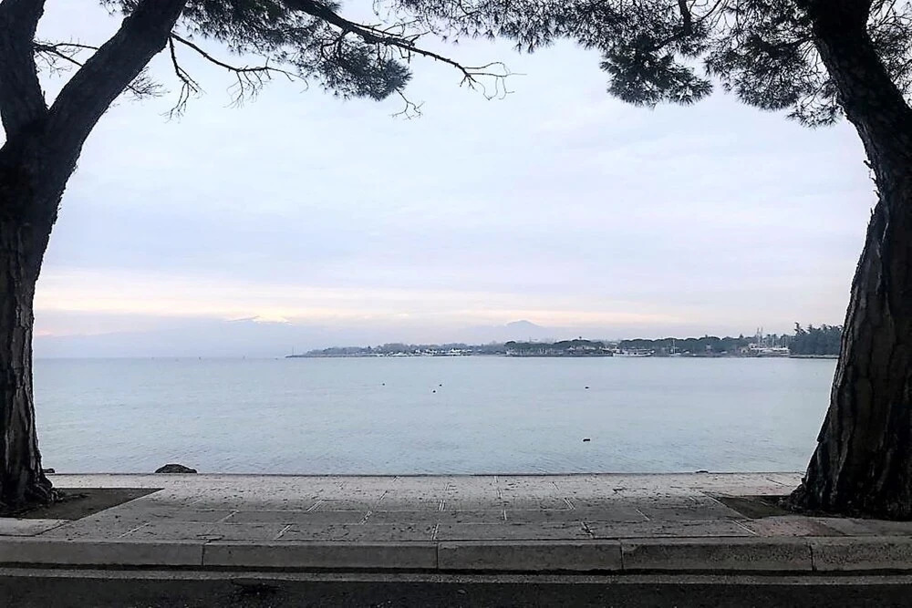 Villetta Mazzini Front Lake