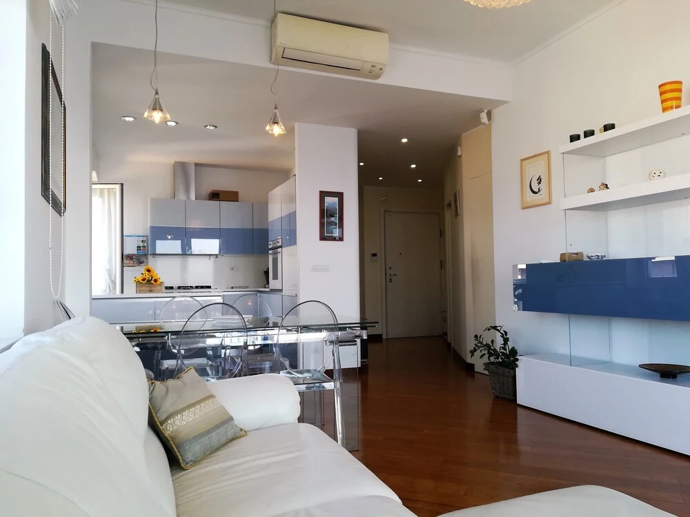 House Gabbiano
