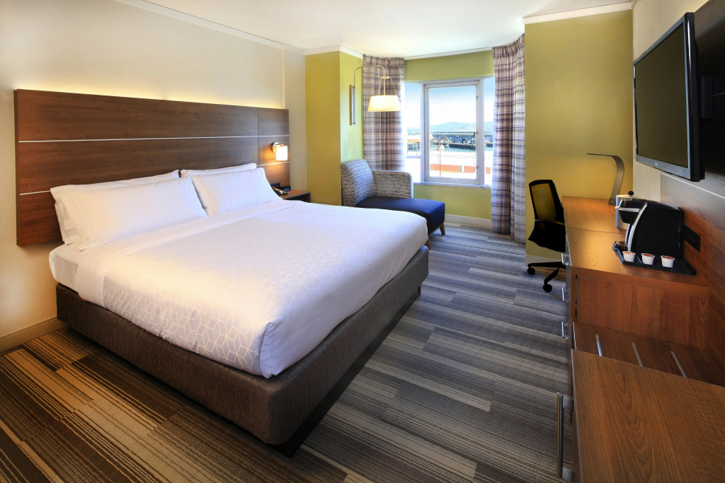 Holiday Inn Express Hotel & Suites Fishermans Wharf by IHG