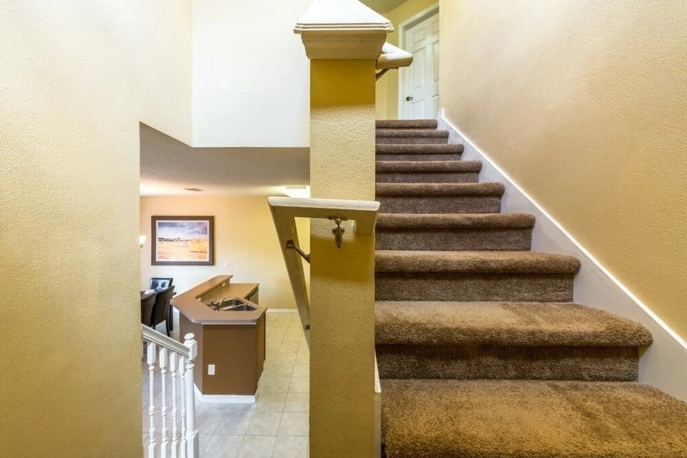 Pet Friendly & Beautifully Furnished! 4 Bedroom Home