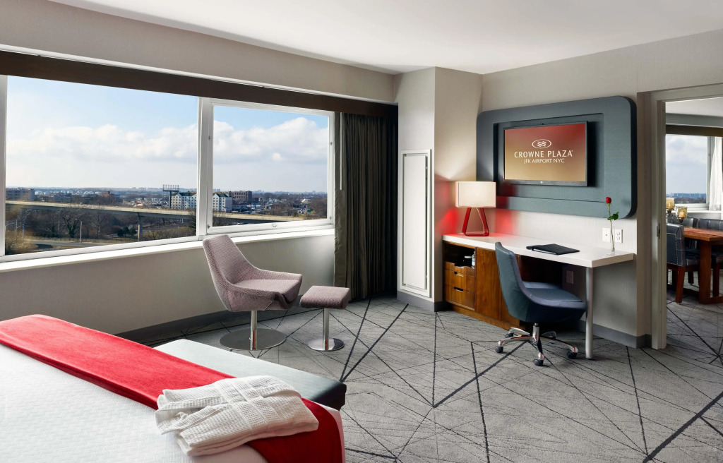 Crowne Plaza JFK Airport