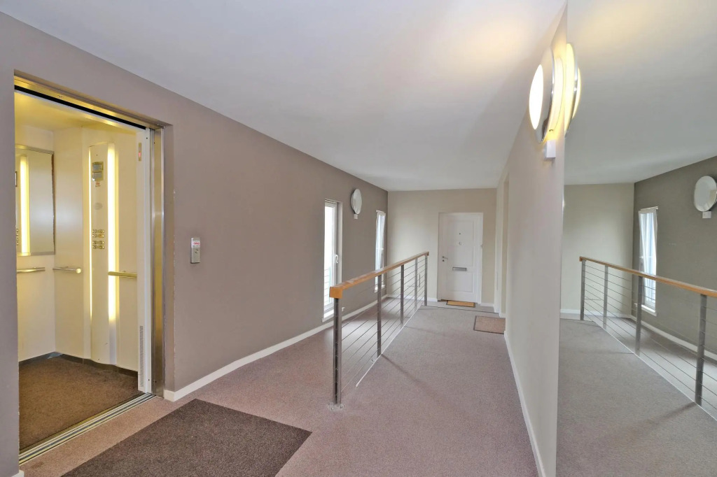 Deluxe three-bedroom home in the sought-after West End area of Aberdeen
