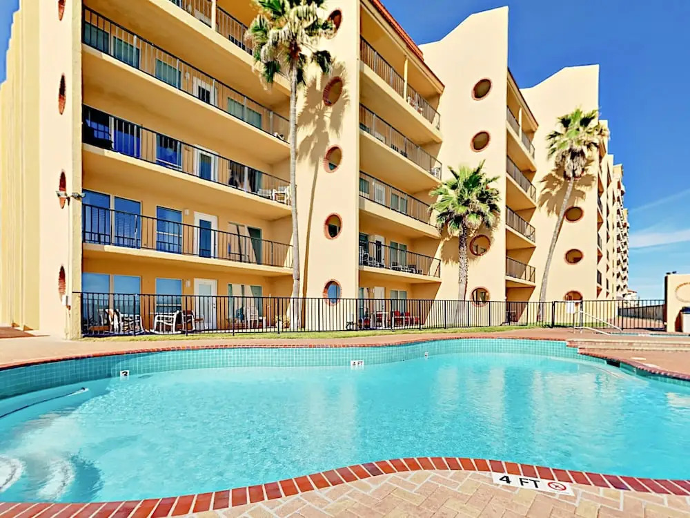 4400 Gulf Blvd Condo Unit 305 2 Bedrooms 2 Bathrooms Condo