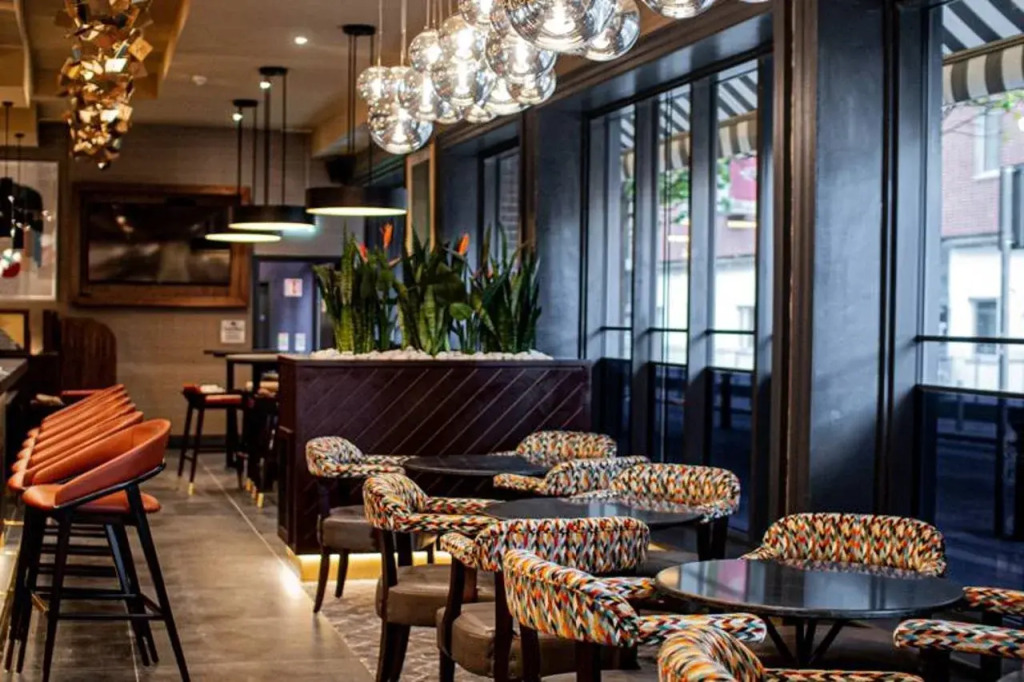 Arthaus Hotel