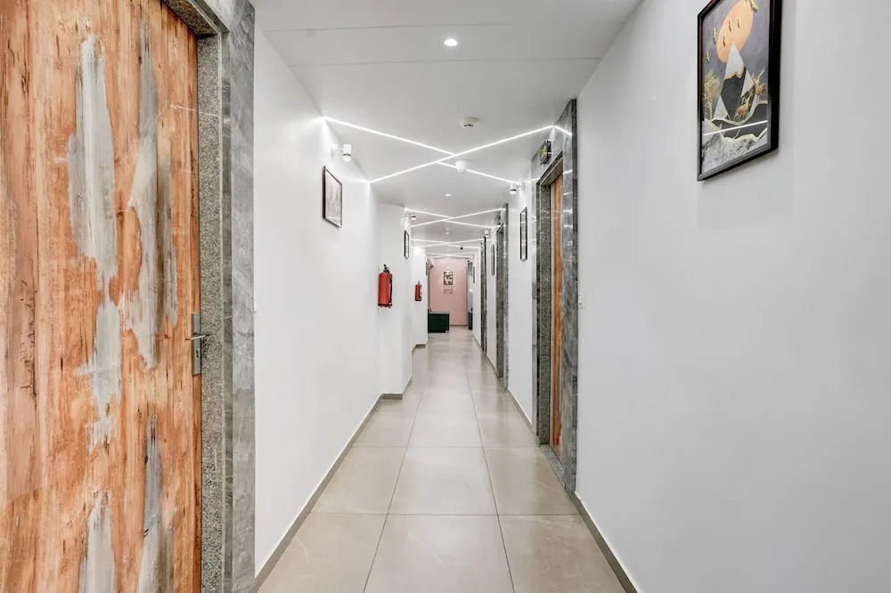 Fabhotel Annex Inn