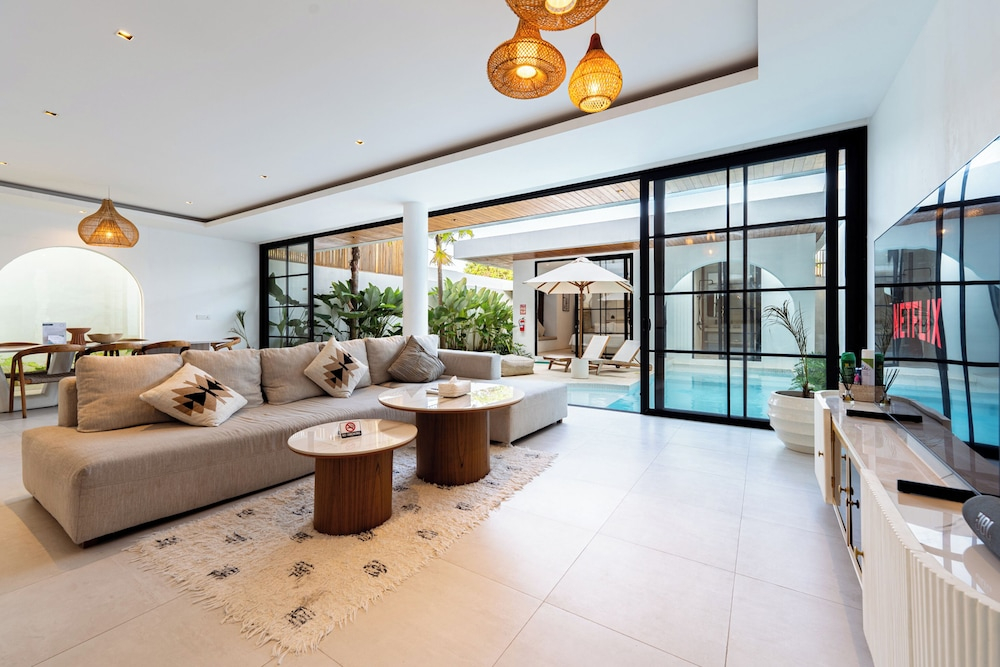 Villa Janoor by GORO