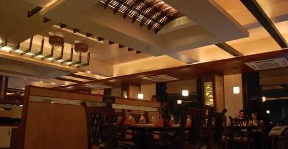 Hotel Ranjits Lakeview