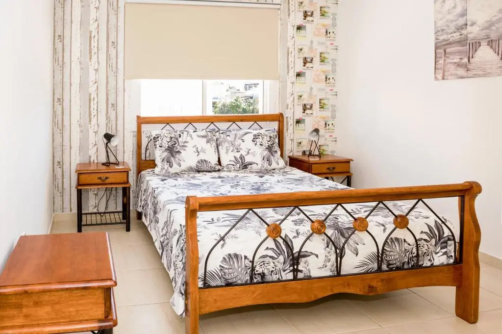SOFIA APARTMENT 700m away from the beach