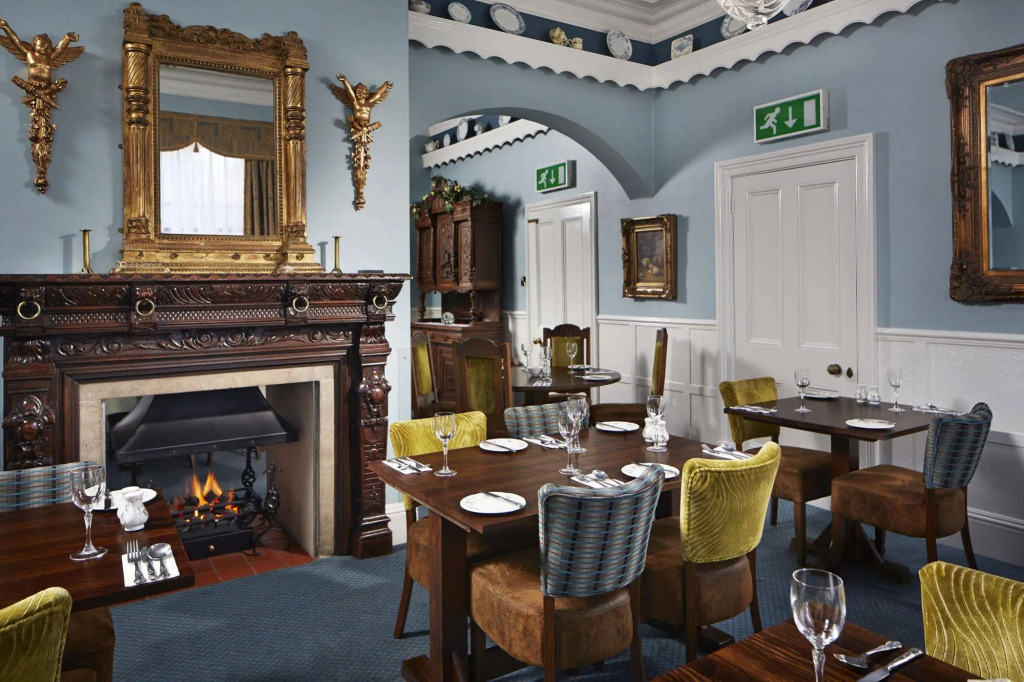 Drayton Court Hotel