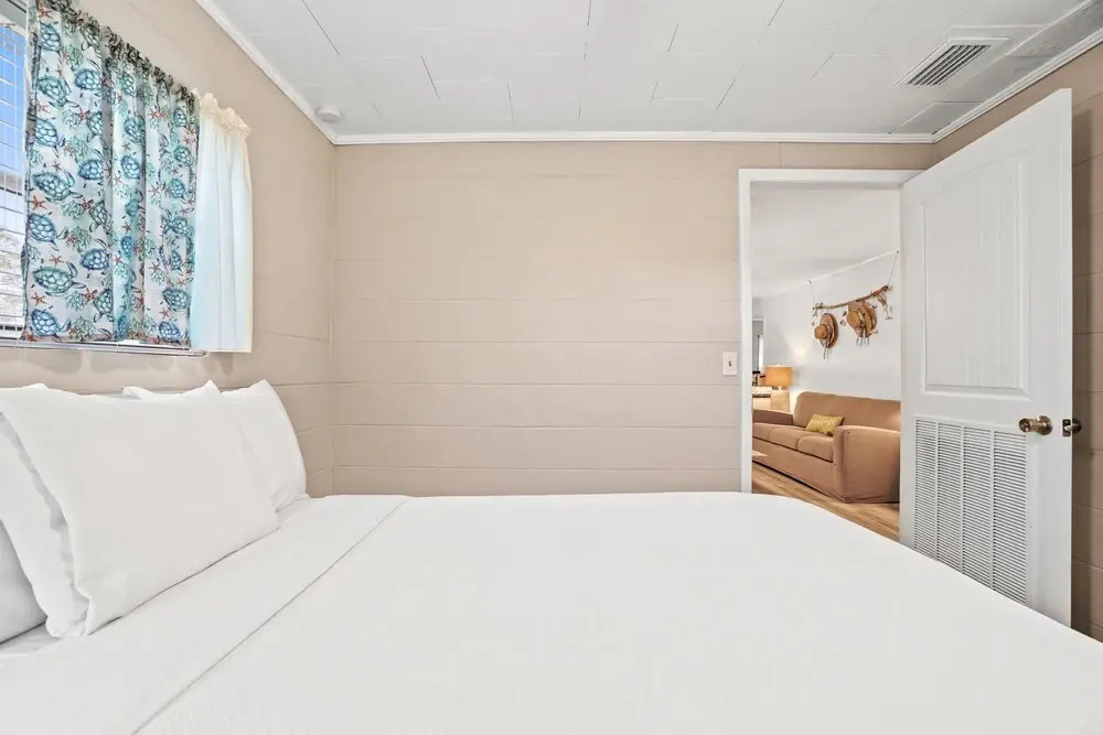Beach House - The Dancing Dolphin By Panhandle Getaways