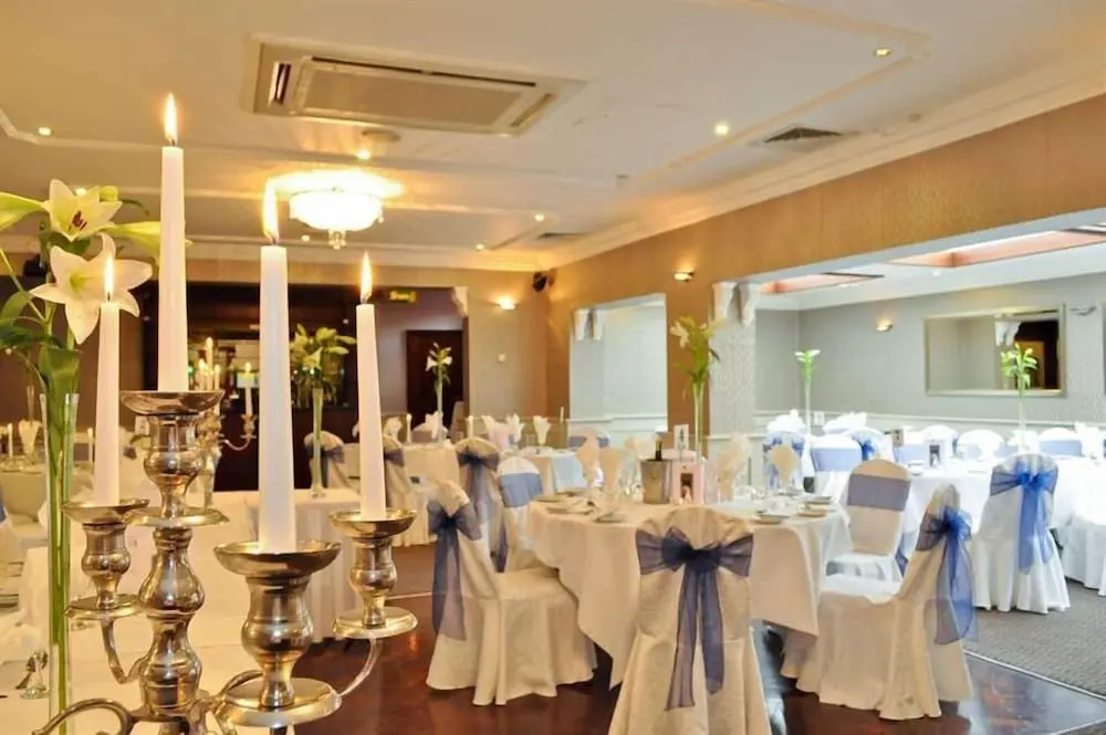 Maples House Hotel