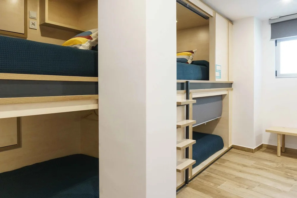 TAKE Hostel Conil