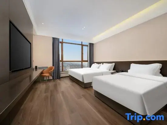 Hillman Hotel (Snow Country Cultural Square)