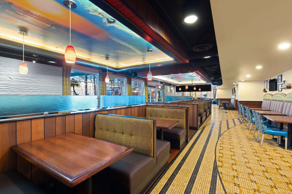 La Quinta Inn and Suites by Wyndham at WaTiki Waterpark