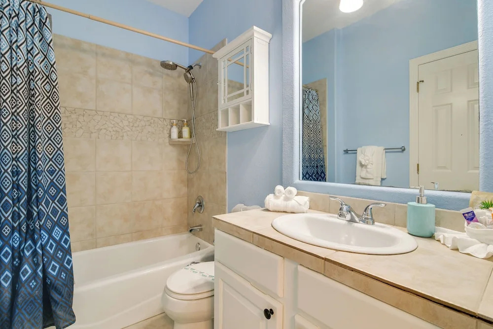 Steps to Beach: Oceanside Townhome w/ Heated Pool