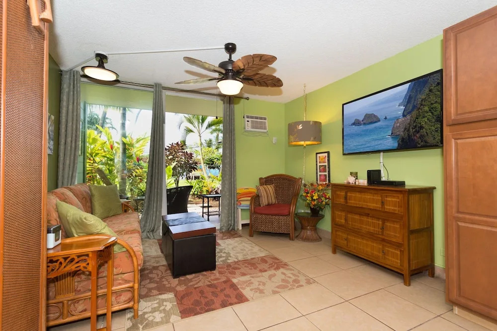 Kona Islander Inn Condos