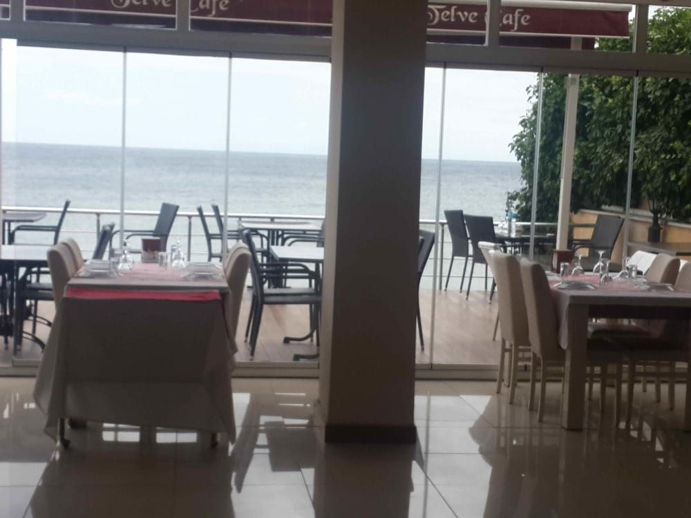 Deniz Otel