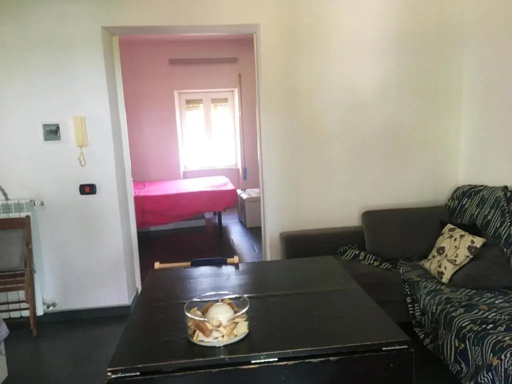 2 bedrooms appartement with enclosed garden and wifi at Cioccatelli 1 km away from the beach