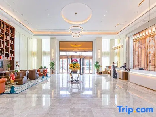 Vienna International Hotel Qianjiang Qianyang West Road Bus Station