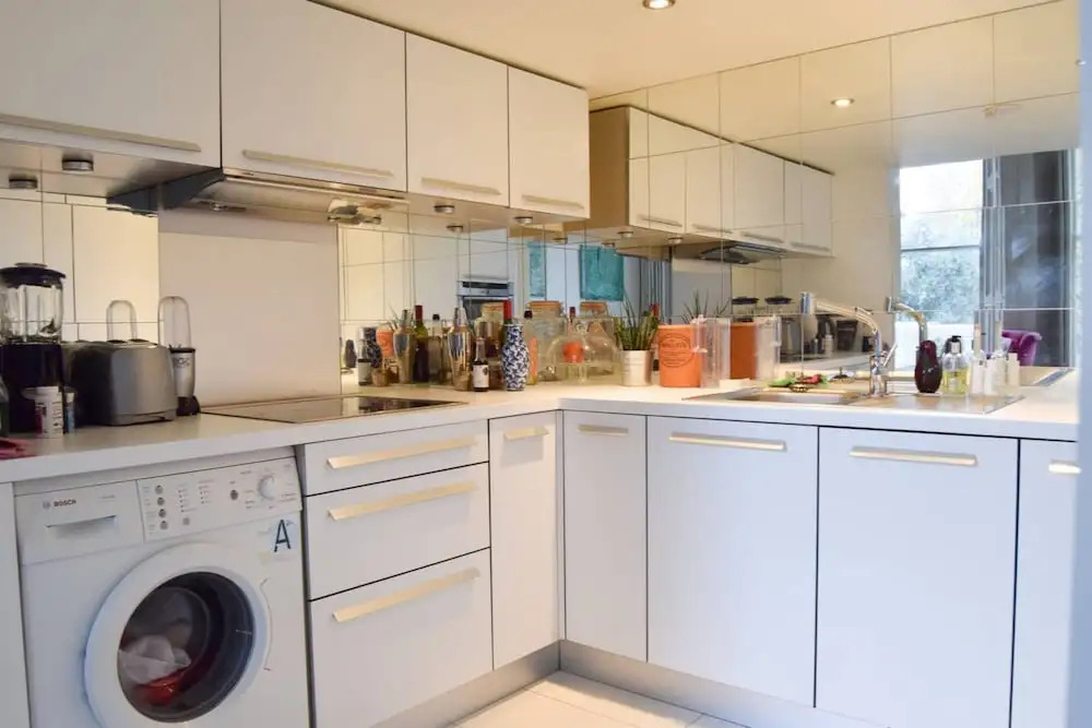 Elegant 1 Bedroom Mezzanine Overlooking Square