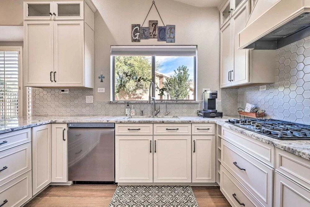 55+ Sun Lakes Casa w/ Patio & Pool Access