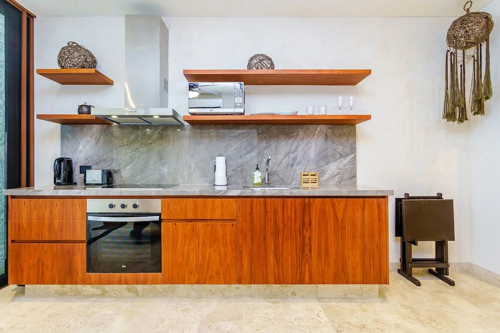 Jungle Luxury in Private Residential Area & Stunning Rooftop by Stella Rentals