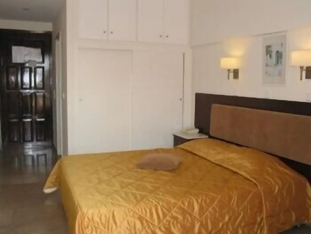 Phaistos Hotel