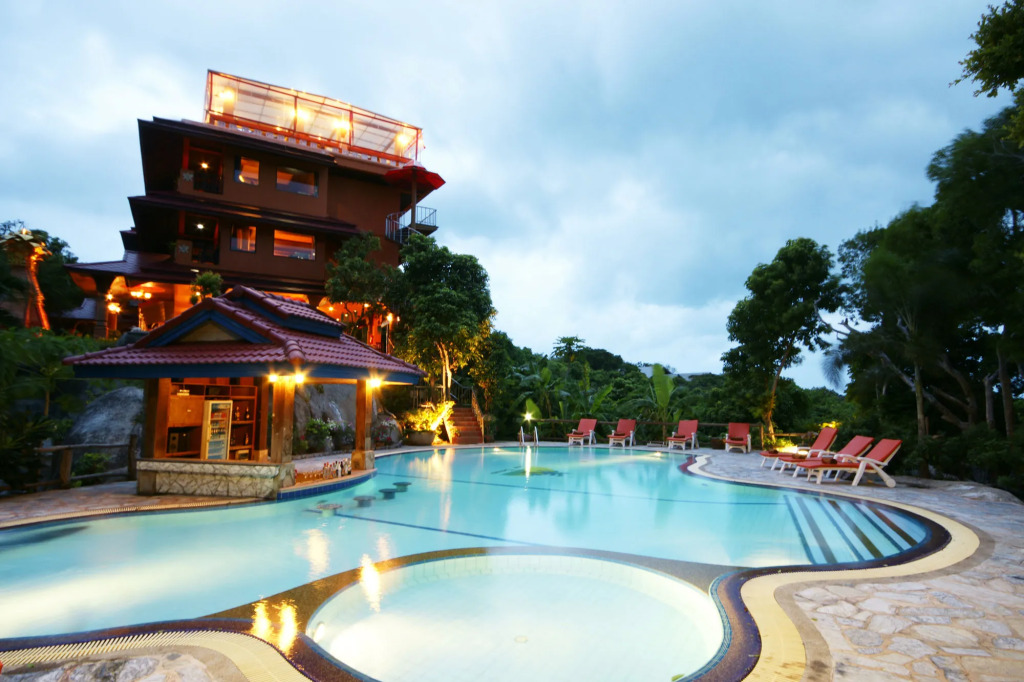 Sea Breeze Resort - SHA Plus