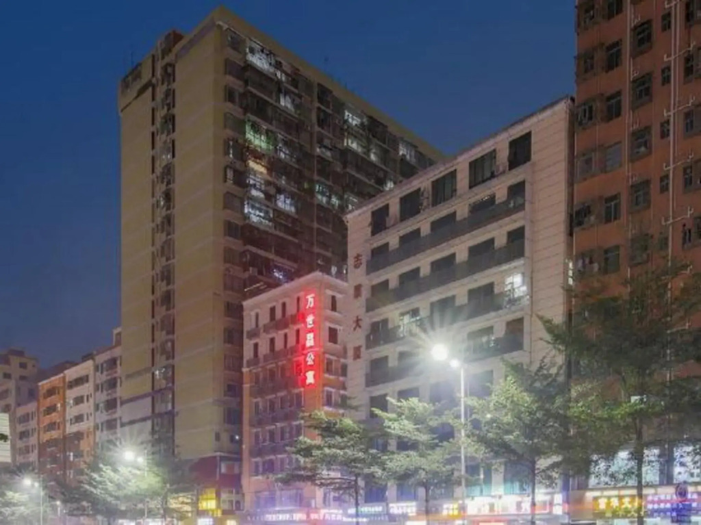 Wanshi Chang Anshun Express Apartment (Shenzhen North Railway Station)