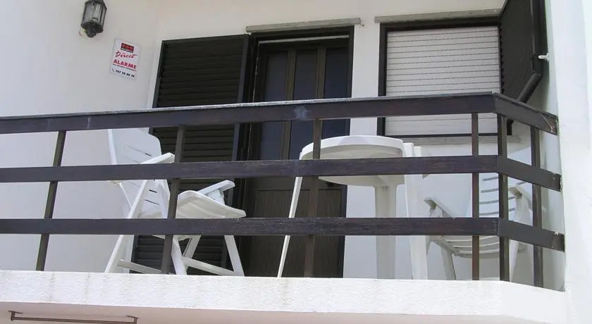 Beach House Surfing Baleal Peniche