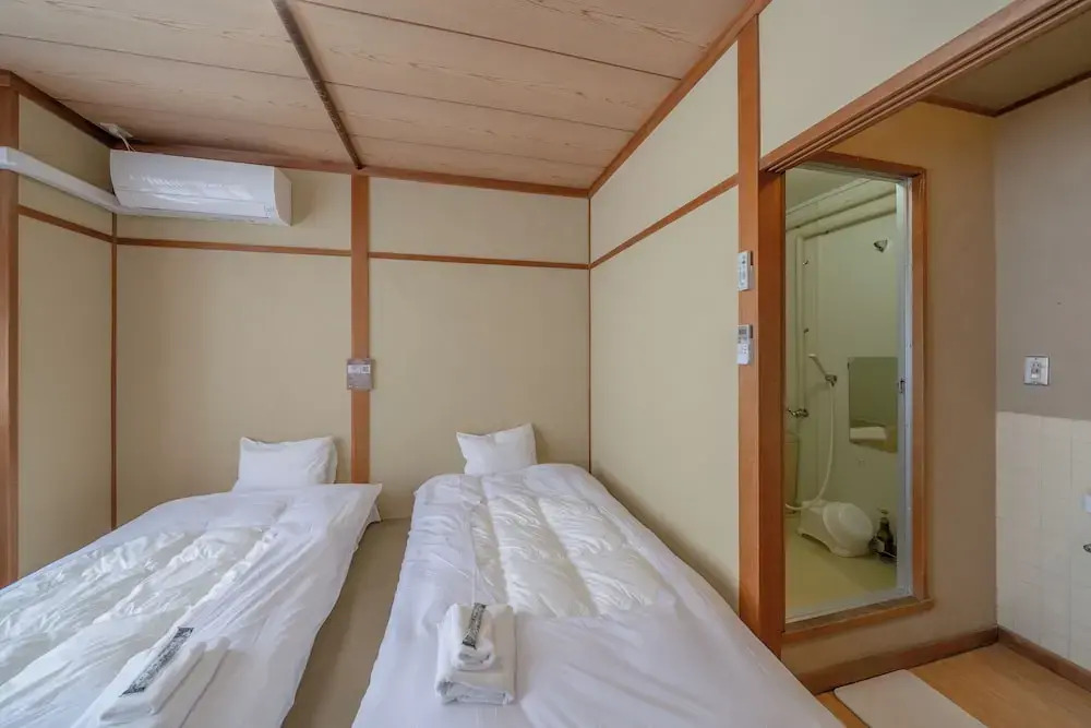 KOMOREBI HOSTEL-your cozy place