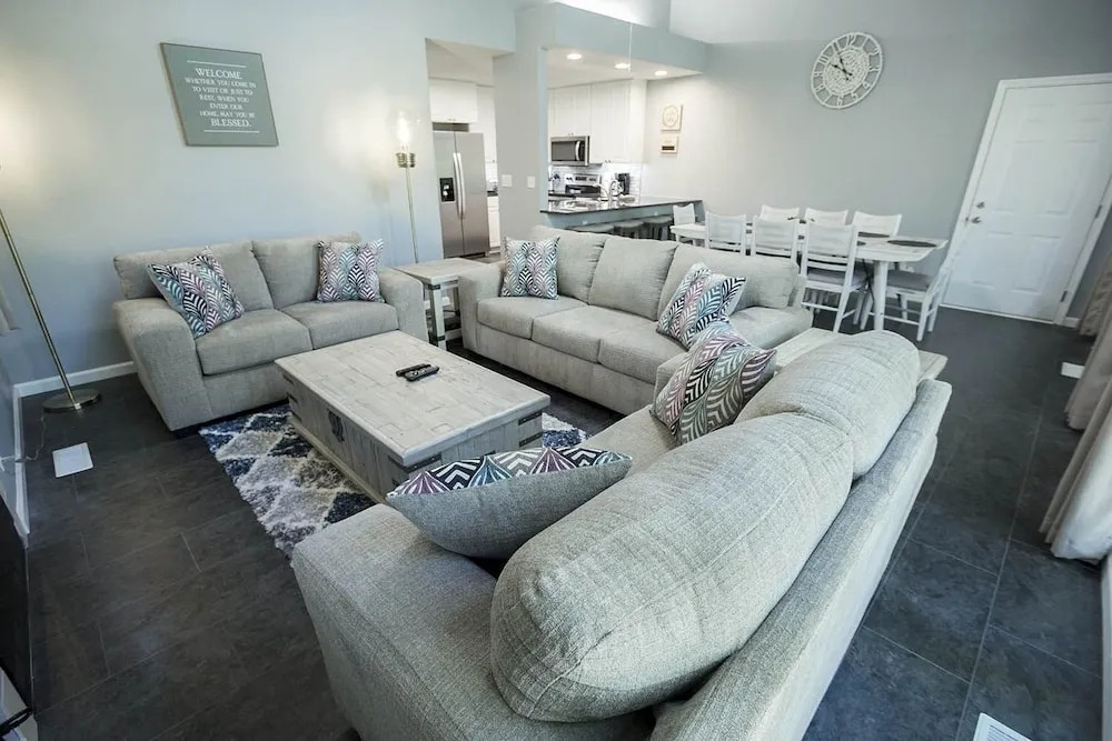 Eagles Roost 6 Bedroom Duplex