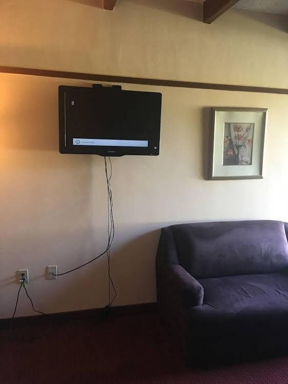Westside Inn