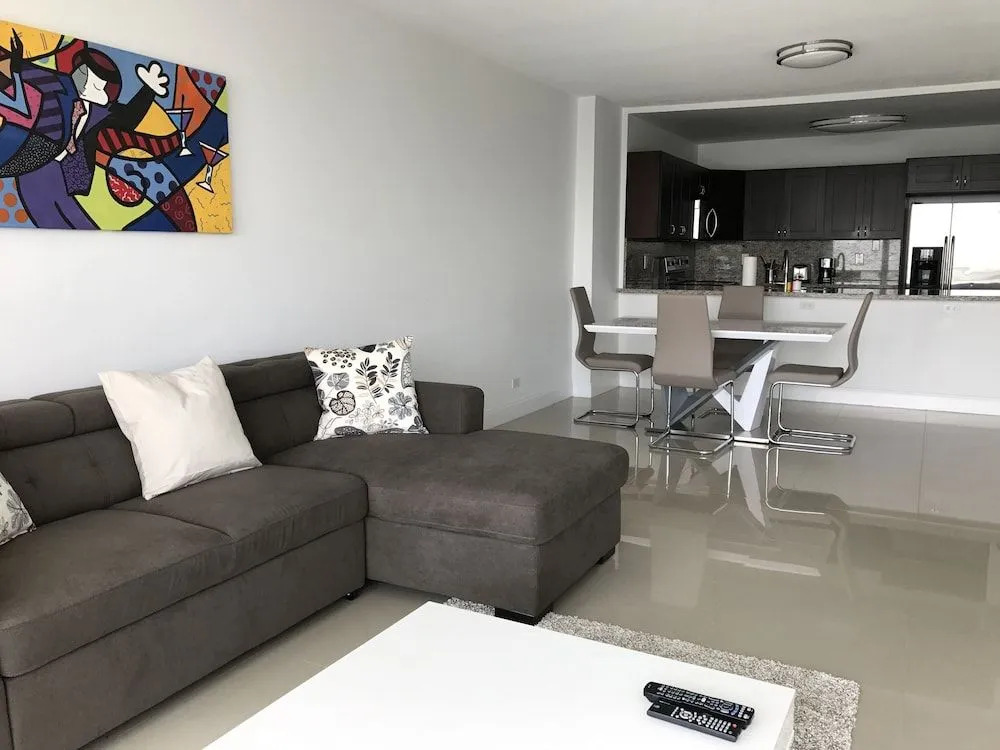 Apartments OP by Design Suites Miami