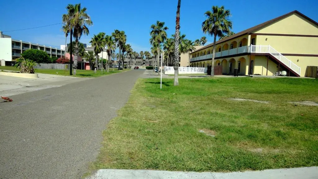 107 Pike on Oceanside