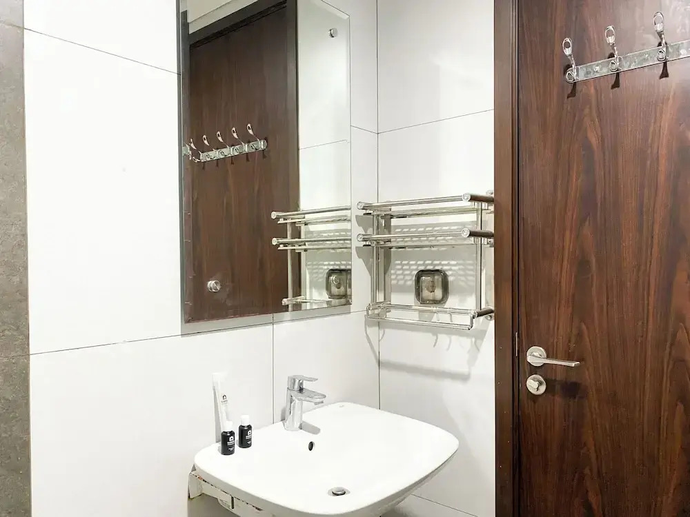 Modern Look Studio At Lrt City Bekasi Apartment