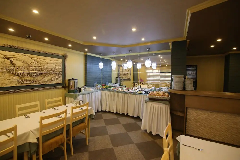 Aykut Palace Otel