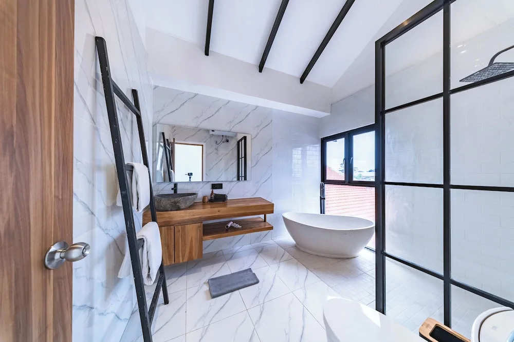 Seminyak Loft 360 by Villas R Us