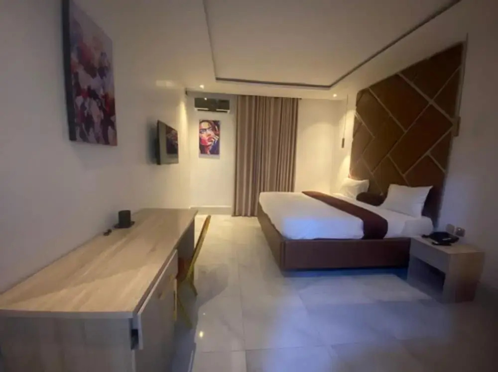 Hopeland Hotels