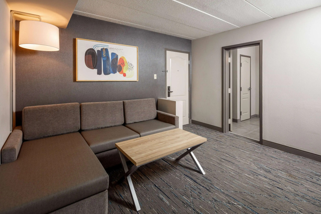 La Quinta by Wyndham Lexington Park - Patuxent
