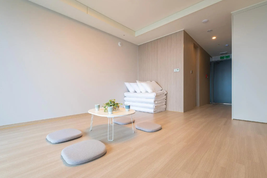 Sokcho I Park Suite Hotel and Resort