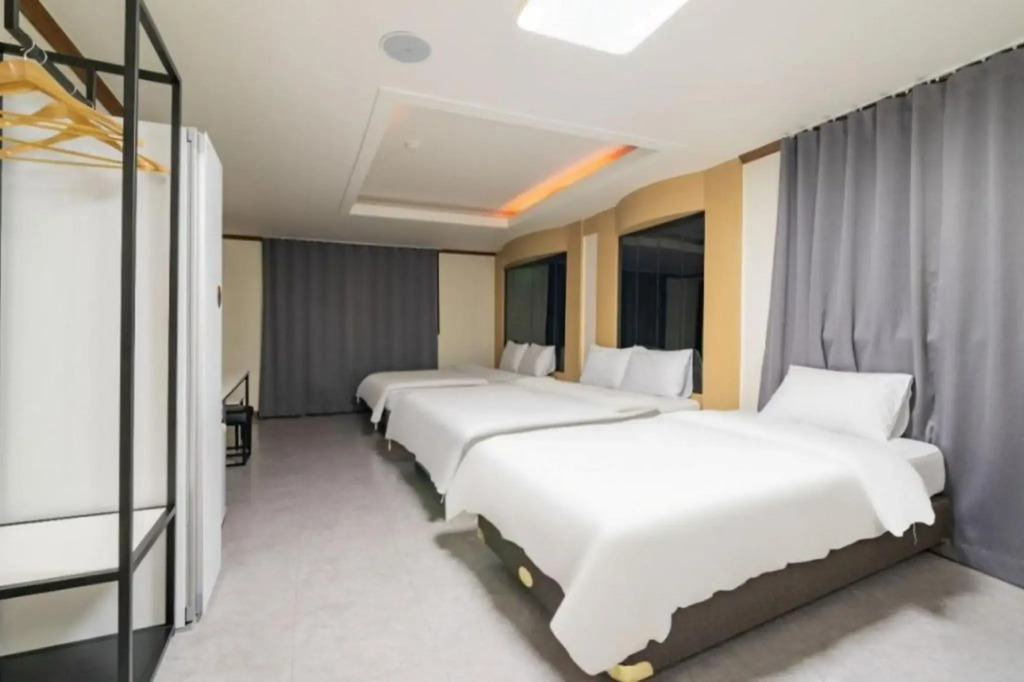 Eastern Hotel