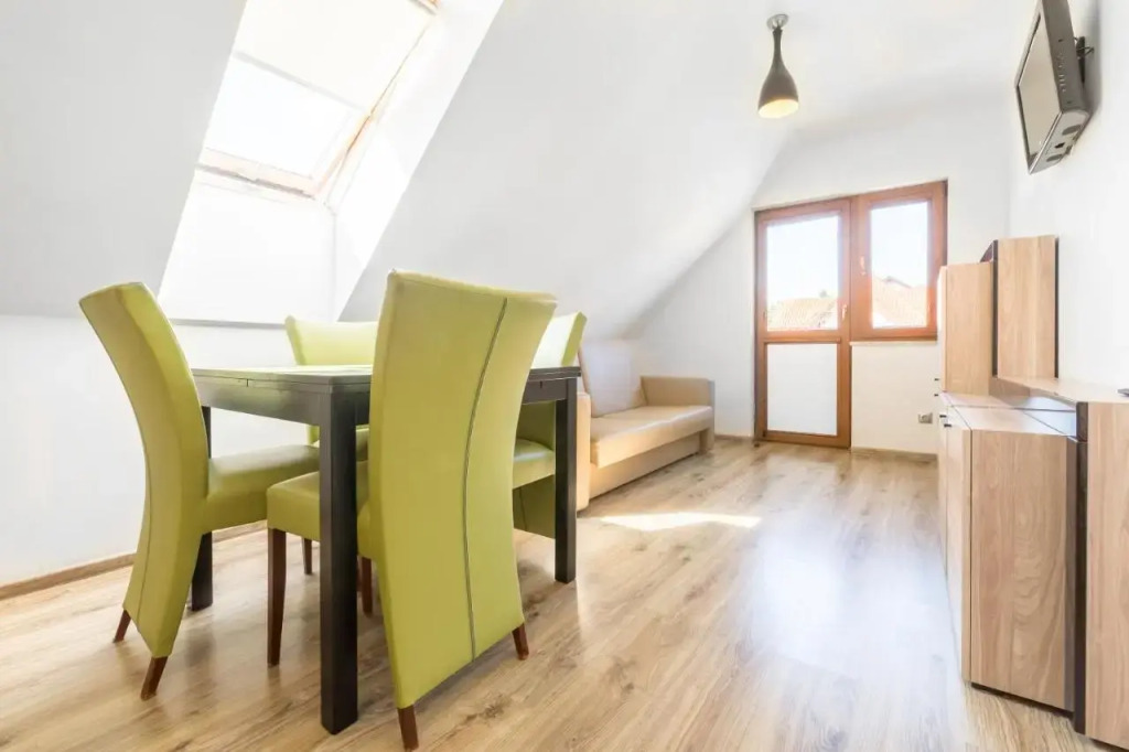 Amelia - domki drewniane, apartamenty & pokoje na wynajem