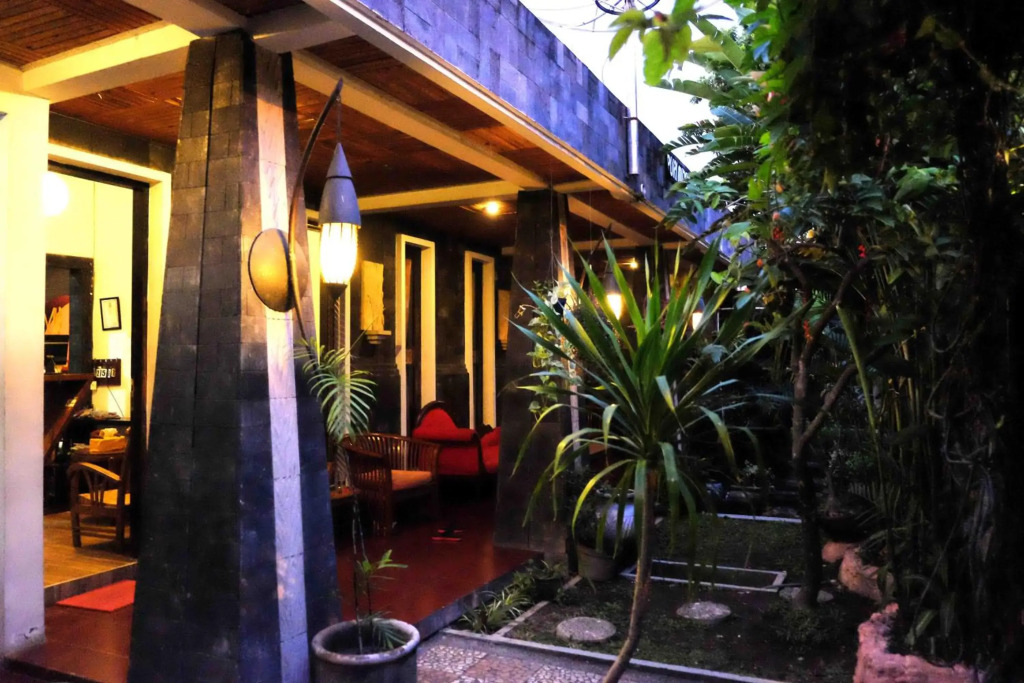 Puri Minggiran Guest House
