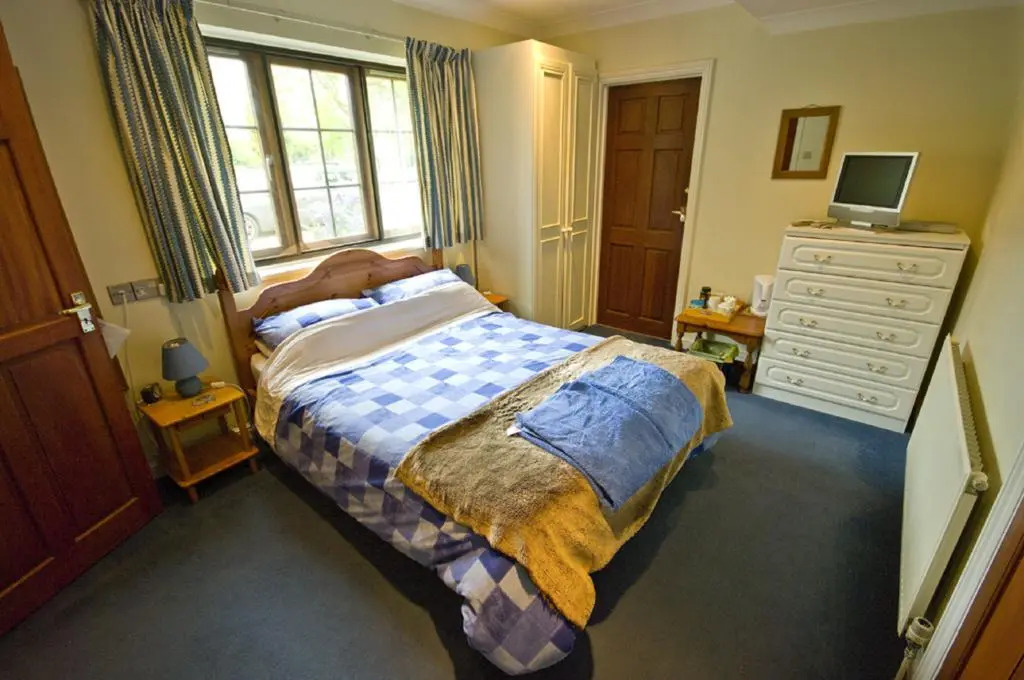 Shire Lodge
